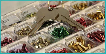 New York Locksmith Service New York, NY 212-918-5485 - rekey-locks-residential